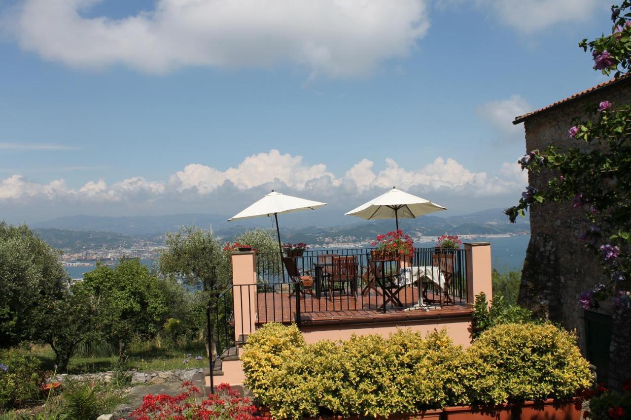 Agriturismo Terrazza Sul Golfo - Il Casale Специя Экстерьер фото